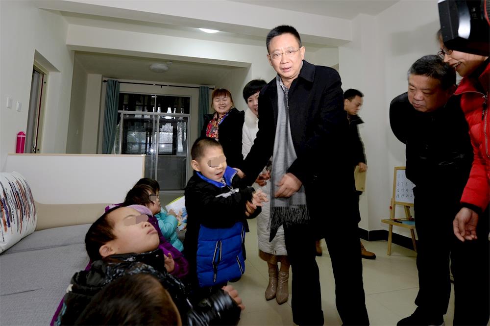 f2731d3a6ace4a0ea482d192f9463371.jpg f2731d3a6ace4a0ea482d192f9463371.jpg