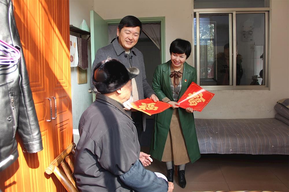 28d3ad2ae9174473ad1b11333e0f8658.jpg 28d3ad2ae9174473ad1b11333e0f8658.jpg