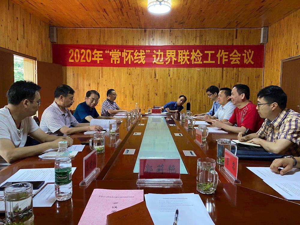 21afeec84db04f59bcb15efa053e6b7b.jpg 21afeec84db04f59bcb15efa053e6b7b.jpg