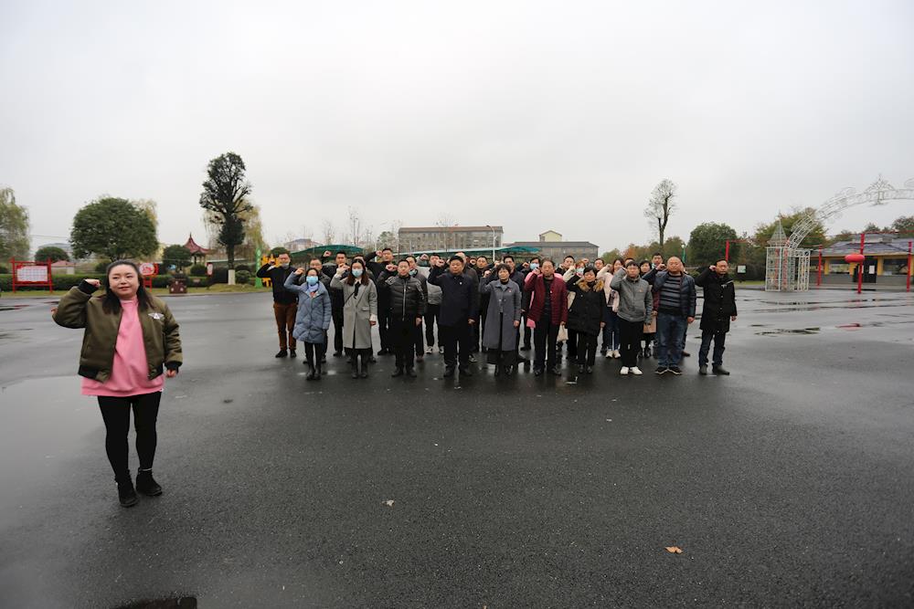 62cf2fd6eb684b2a9d4a548b643a9df8.jpg 62cf2fd6eb684b2a9d4a548b643a9df8.jpg