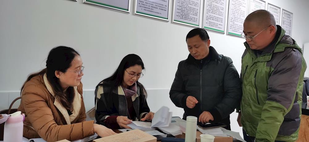 edd08fd0ad7e4cb6bdbf4596d8440ef2.jpg edd08fd0ad7e4cb6bdbf4596d8440ef2.jpg