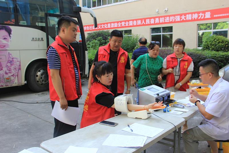 45badc8b4e844a80a513d5363ffce036.jpg 45badc8b4e844a80a513d5363ffce036.jpg