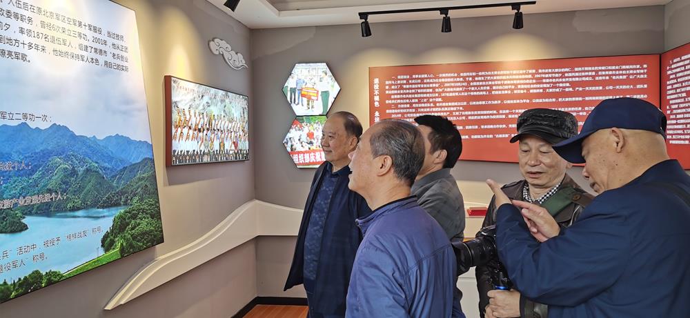 04f110904c9647fd8d9f11e464b2d658.jpg 04f110904c9647fd8d9f11e464b2d658.jpg