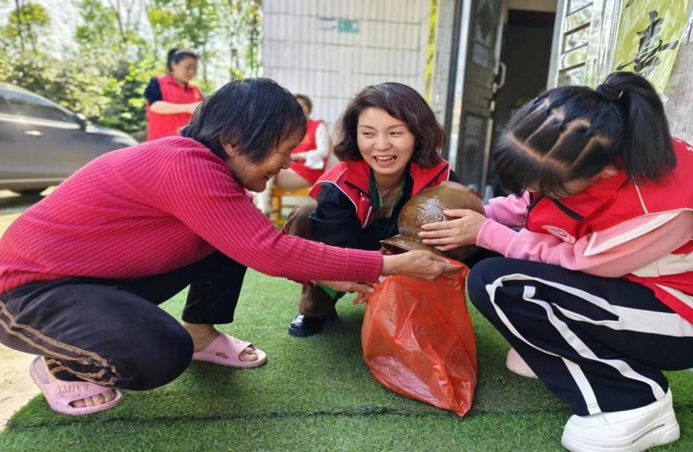 cfbebb1d2c63453aaecb3350c25e3b8a.jpg cfbebb1d2c63453aaecb3350c25e3b8a.jpg