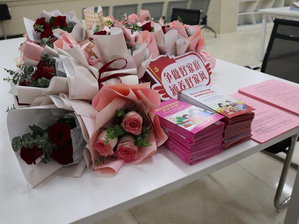 60e3f7e1b0d249a094f6ca6b33aef5f7.jpg 60e3f7e1b0d249a094f6ca6b33aef5f7.jpg