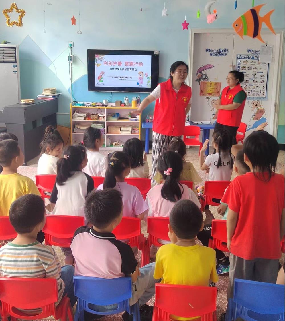 4f61bdf94a4a40d5891cd1e98dbba8f0.jpg 4f61bdf94a4a40d5891cd1e98dbba8f0.jpg