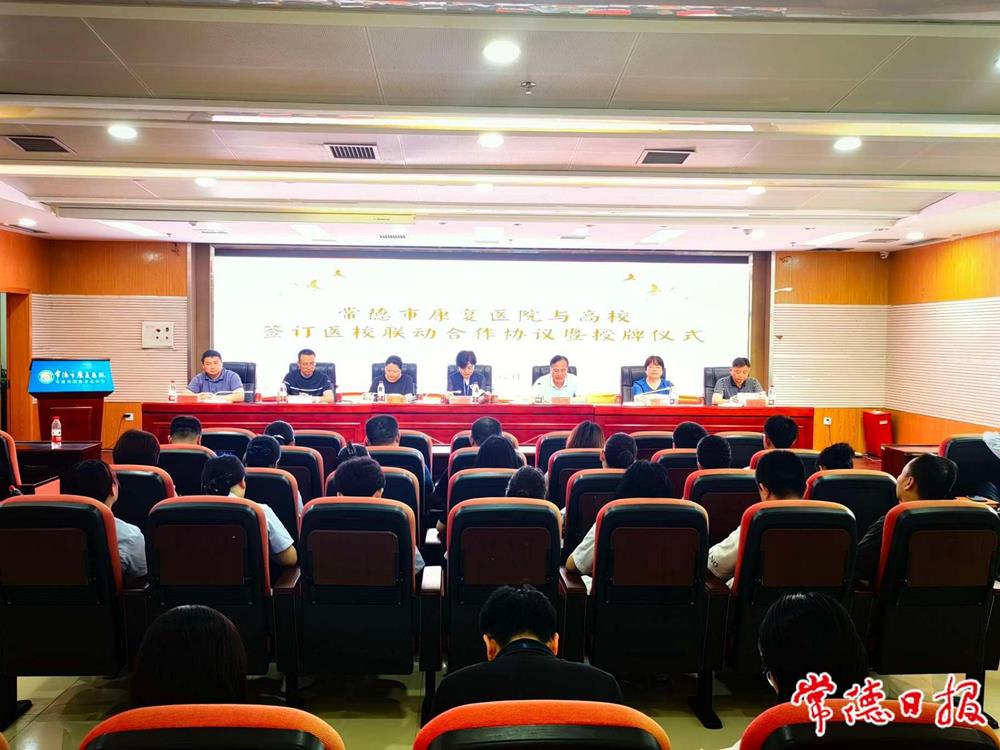 eb8c0a397a0949e4b35ec030ceda9543.jpg eb8c0a397a0949e4b35ec030ceda9543.jpg